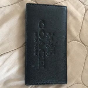 New WO Tags Black Coach Checkbook Cover leather